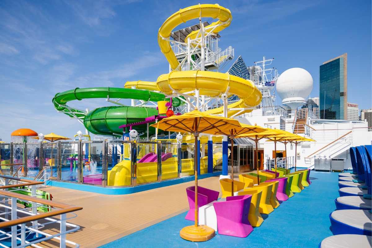carnival-spledor-water-works
